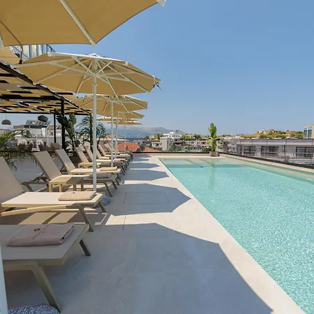 Pergamus Hotel 4*