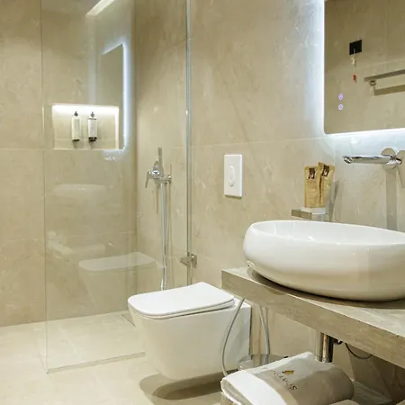 Hotel Pergamus Ksamil