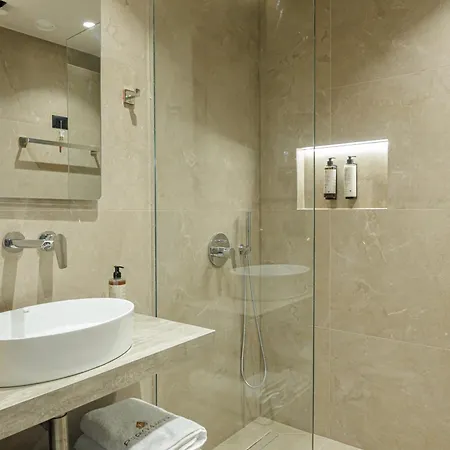 Hotel Pergamus 4*